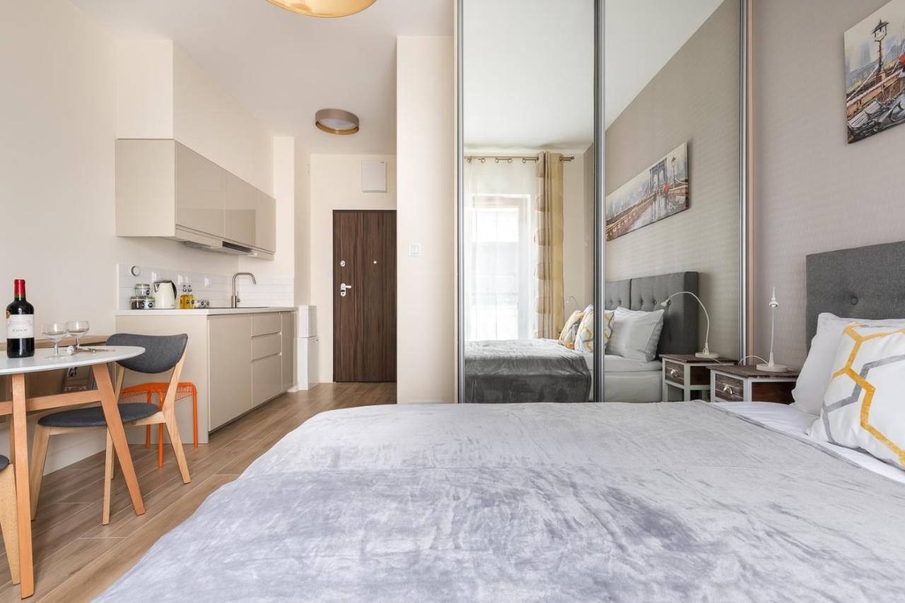 Pawia 51 - Comfort Studio By Noclegi Renters Warschau Exterior foto